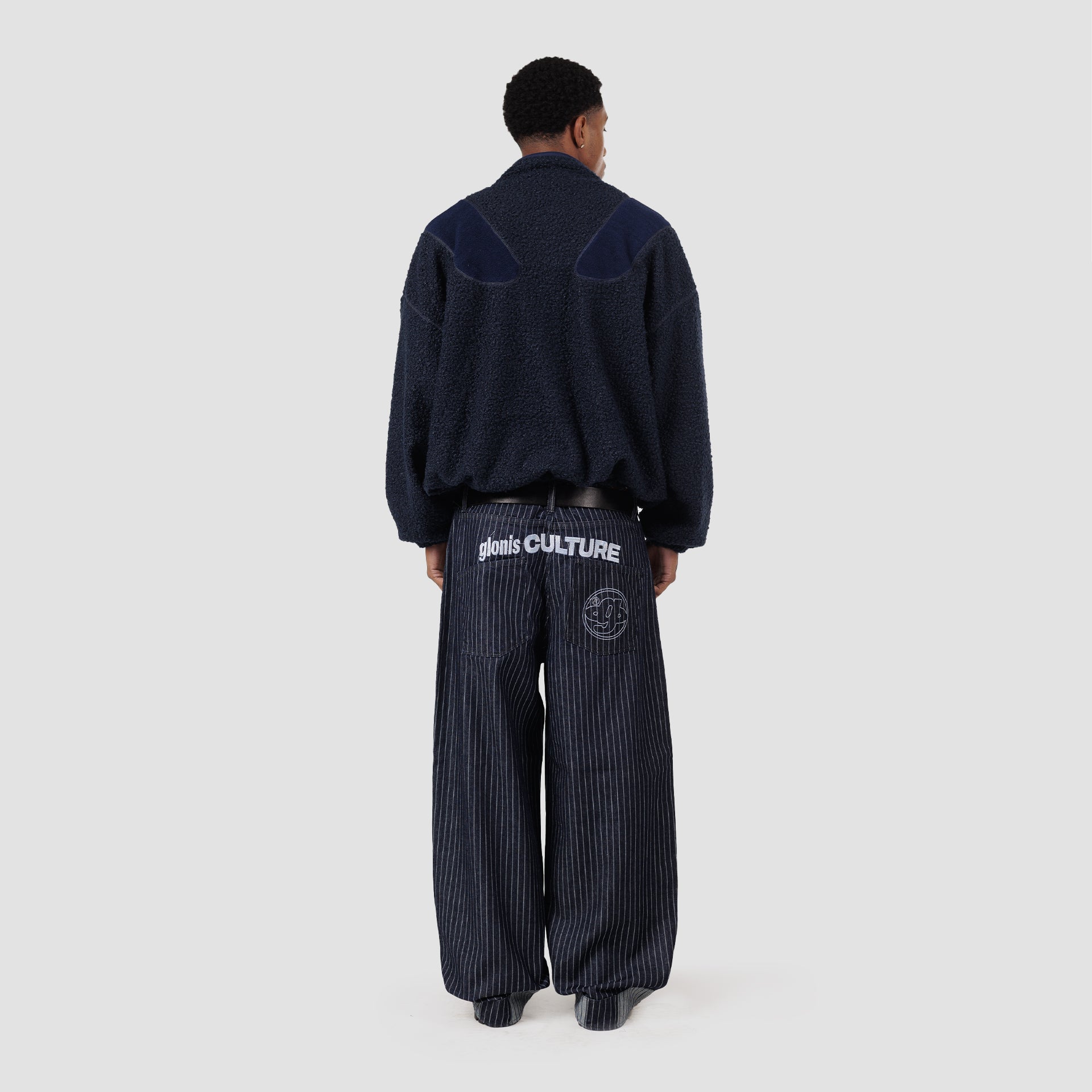TIMELESS BAGGY JEANS