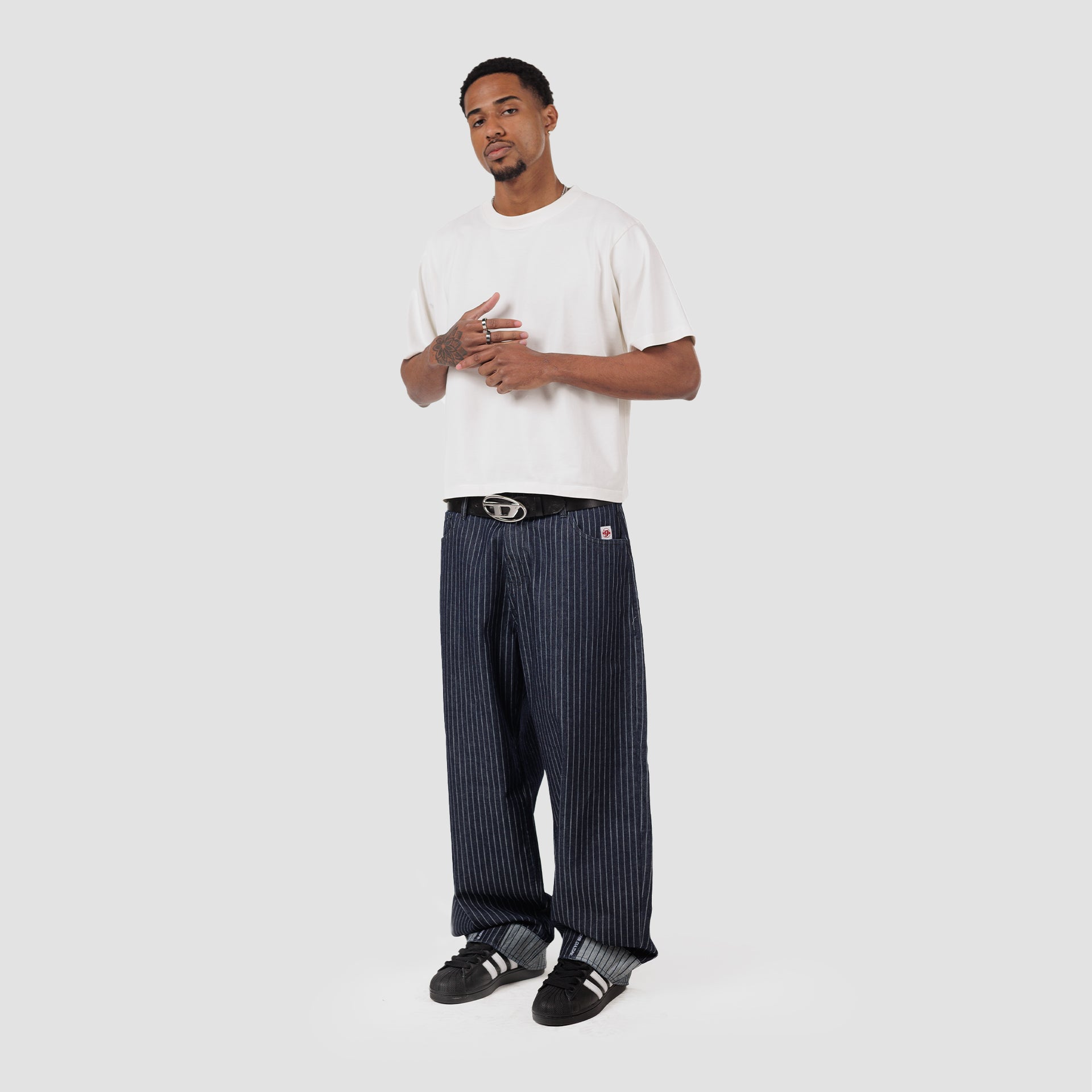 TIMELESS BAGGY JEANS