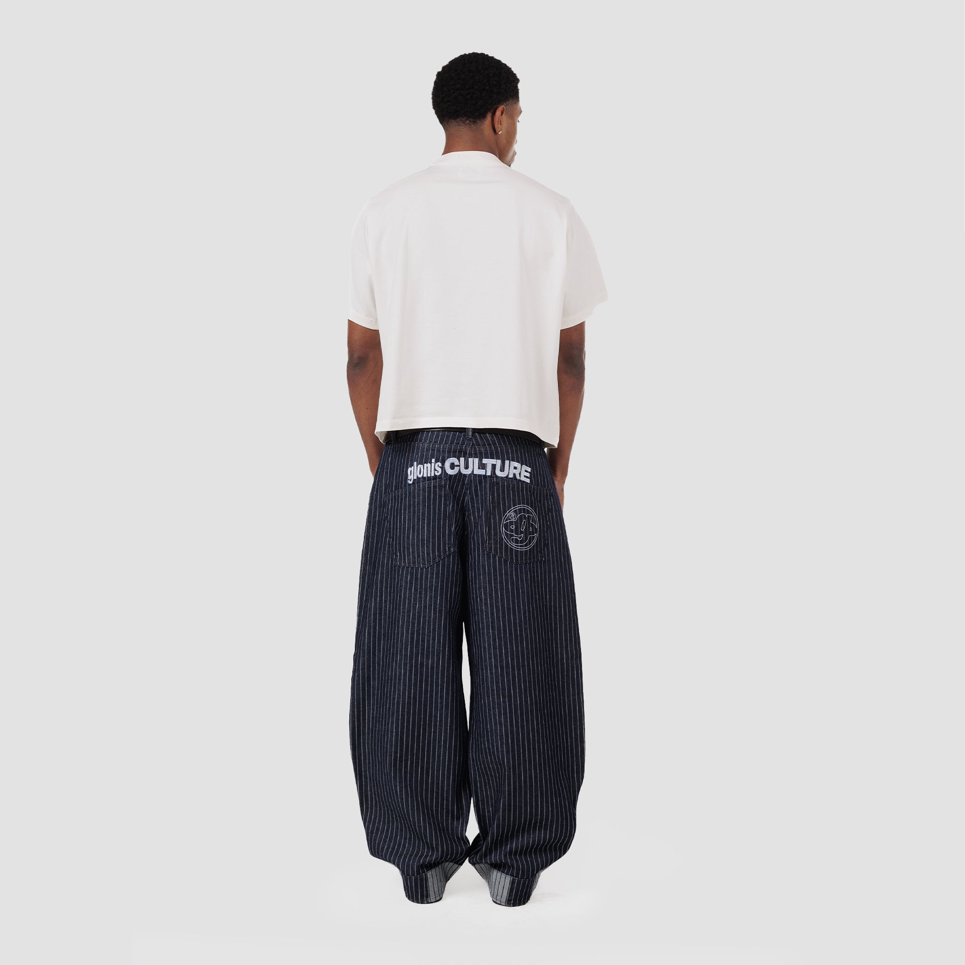 TIMELESS BAGGY JEANS