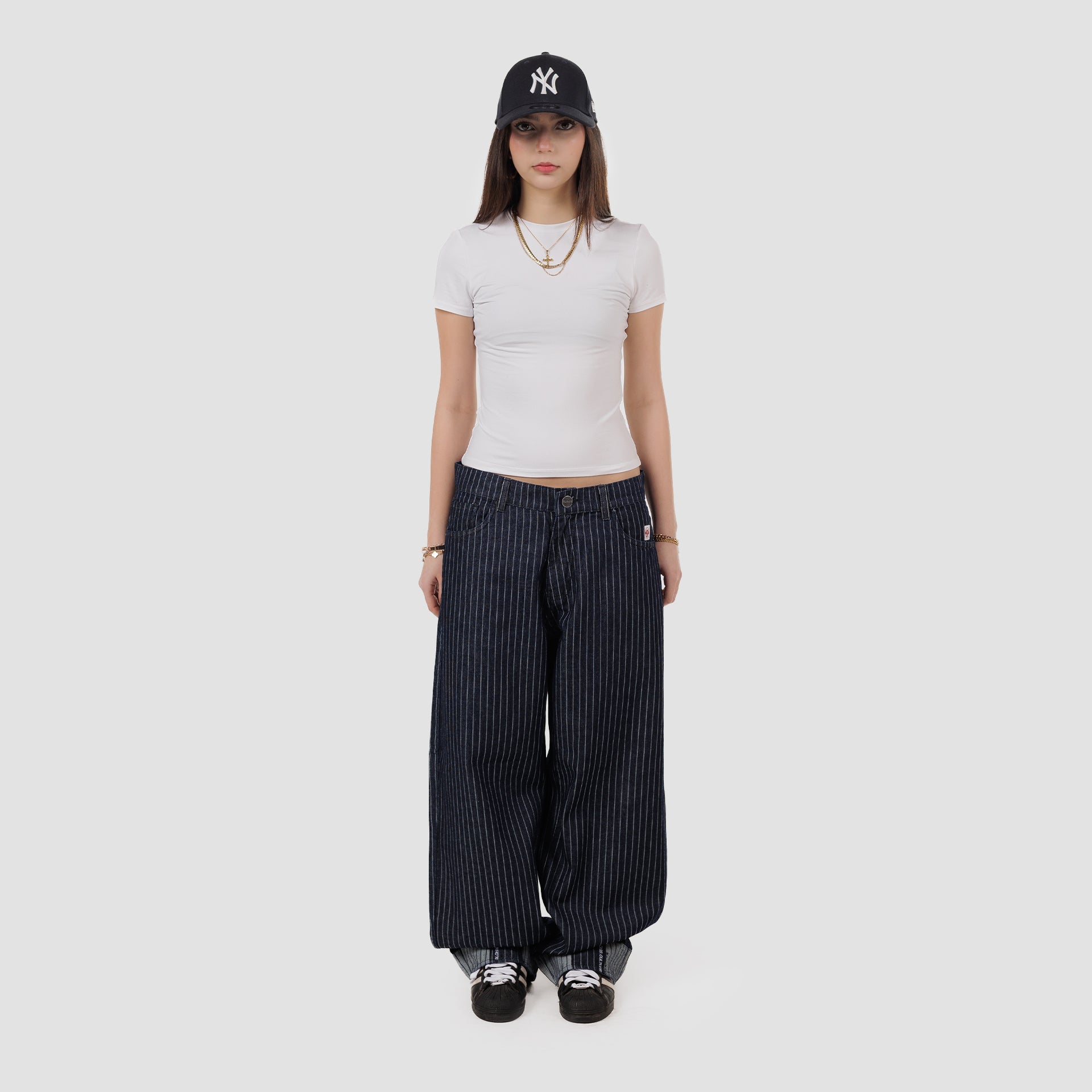 TIMELESS BAGGY JEANS