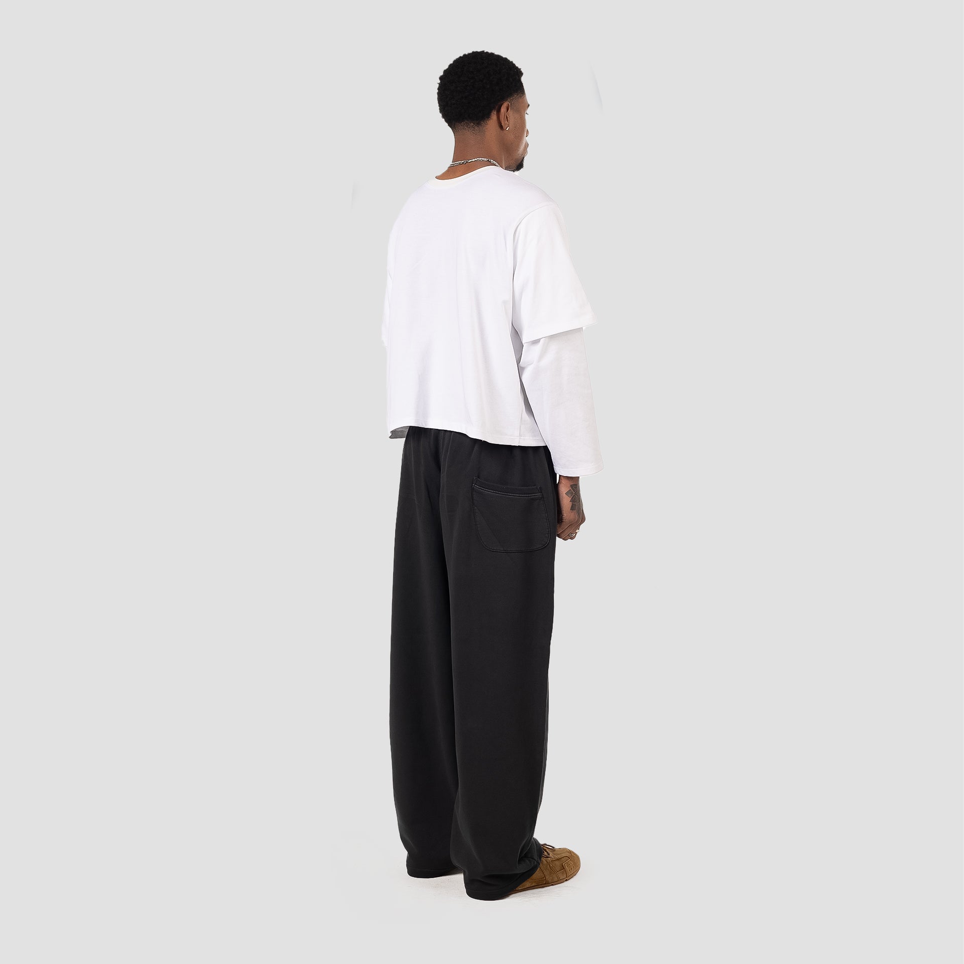 BARE SWEATPANTS