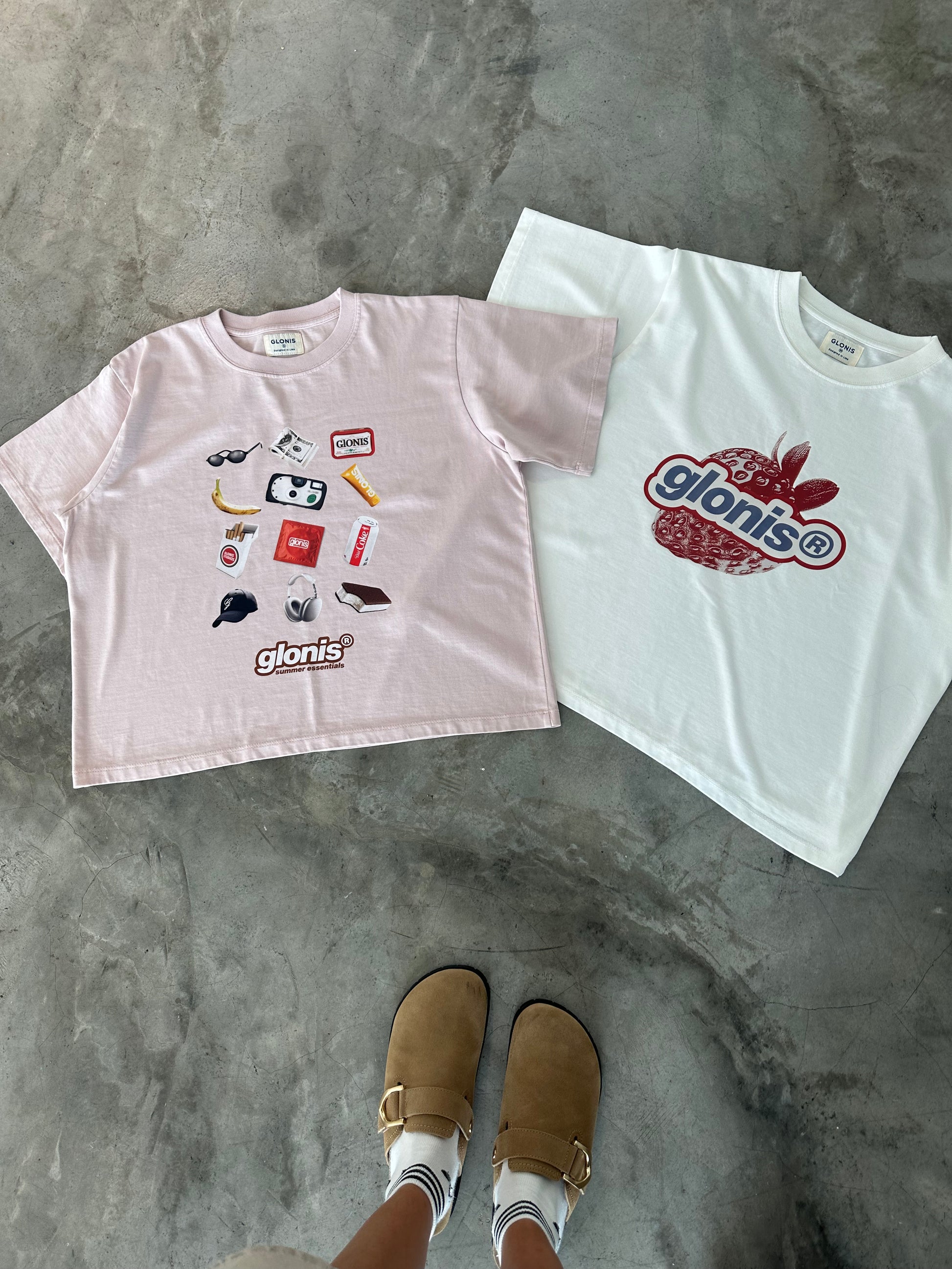 SUMMER ESSENTIALS T-SHIRT