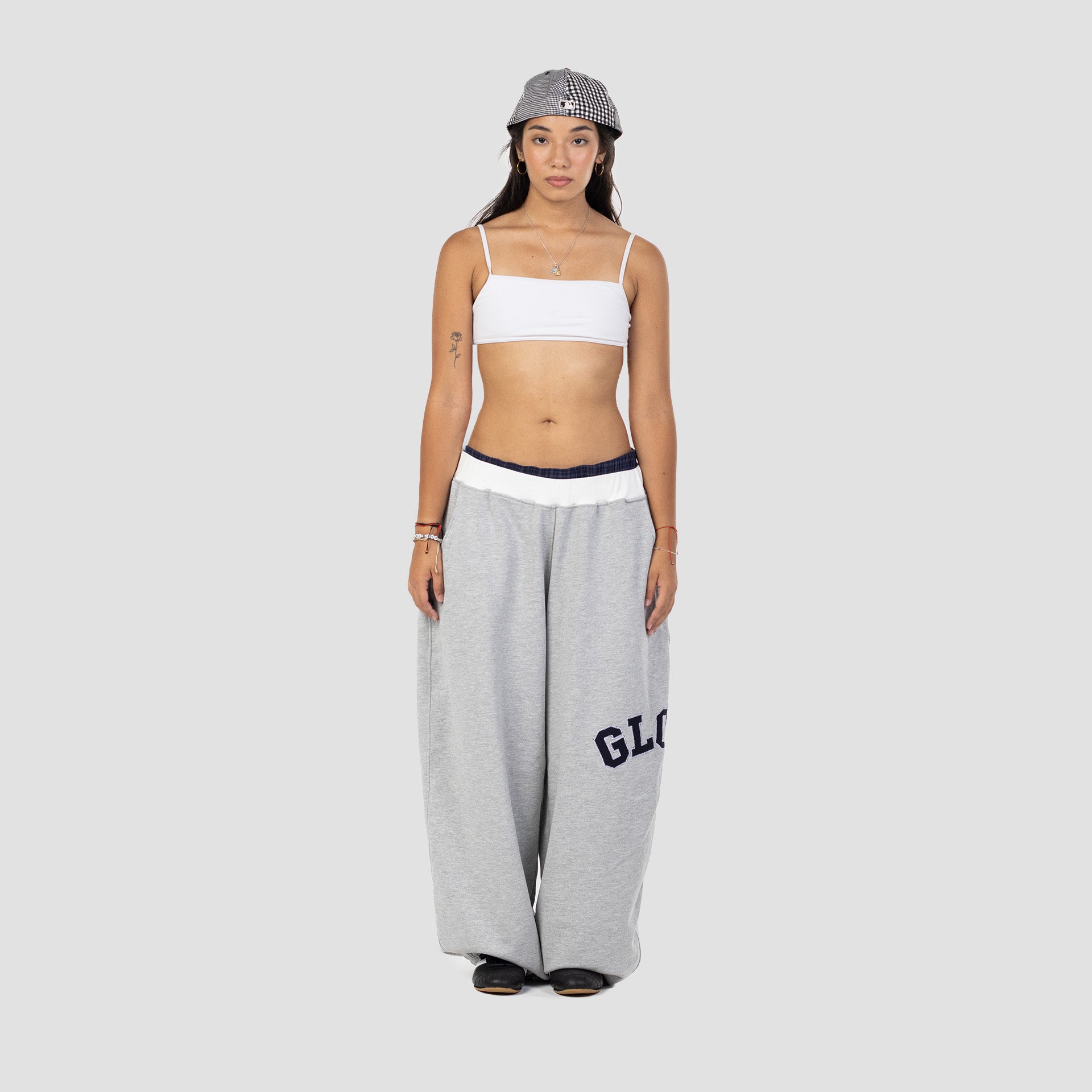 OFF DUTY SWEATPANTS
