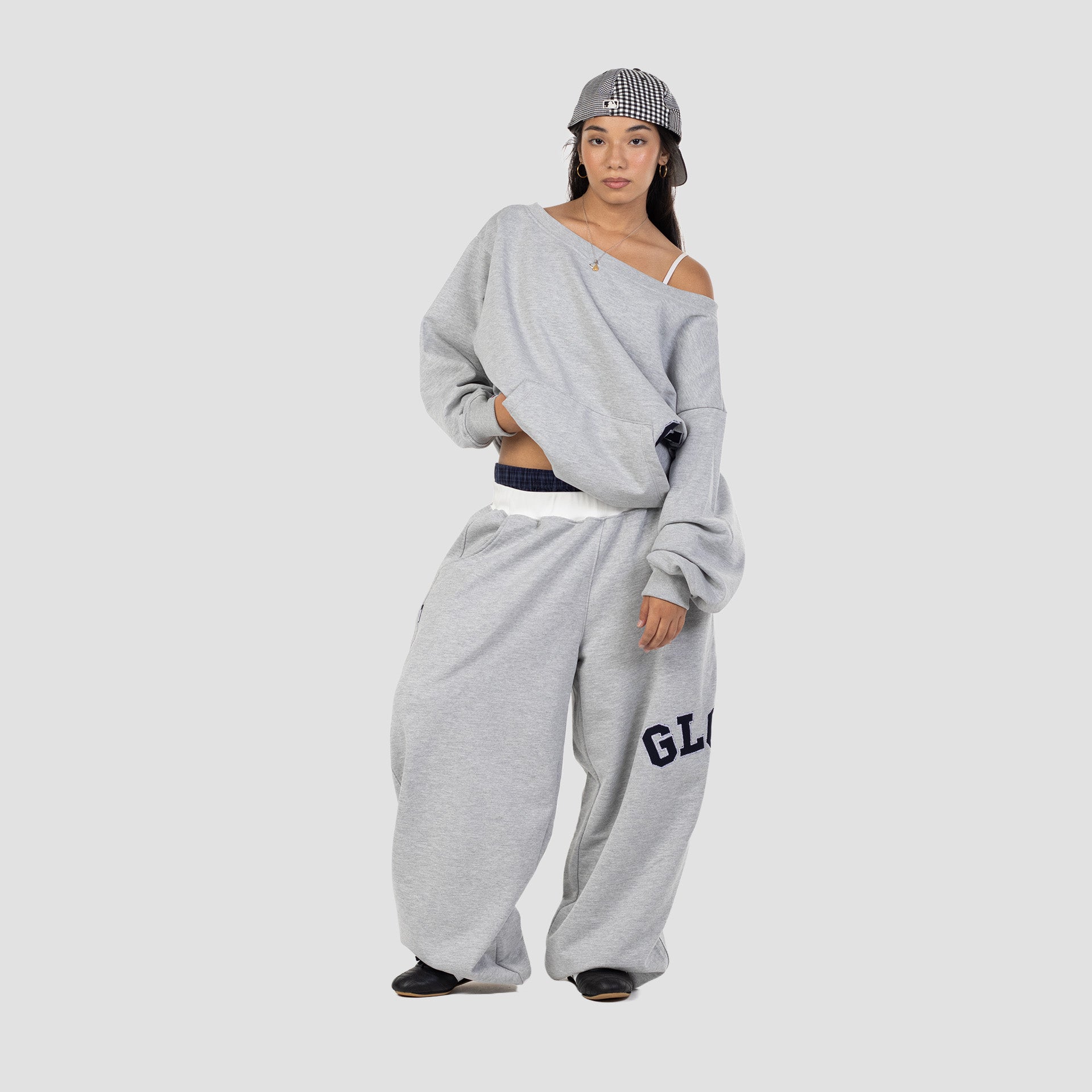 OFF DUTY SWEATPANTS
