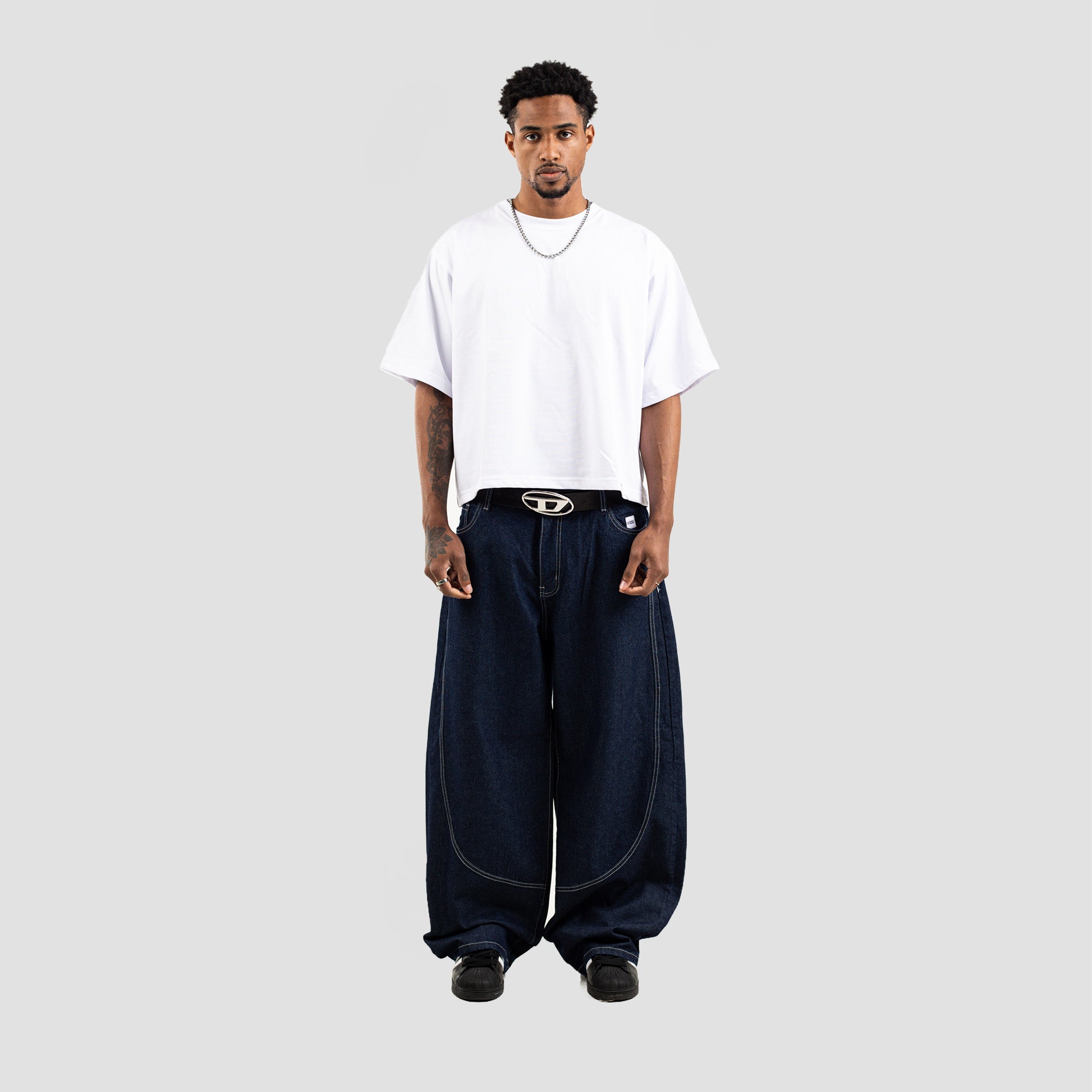 FUTURE BAGGY JEANS