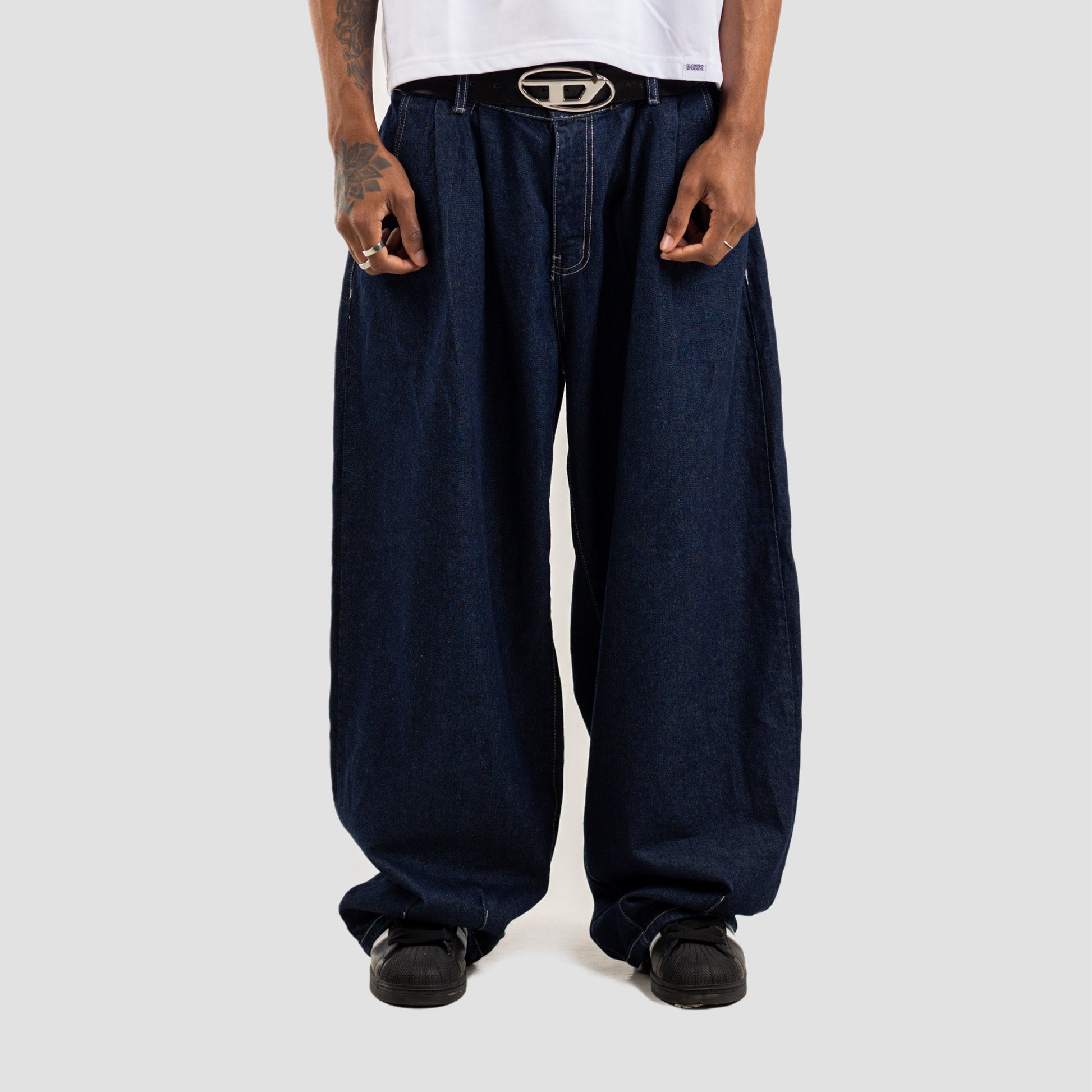 MIDNIGHT BAGGY JEANS