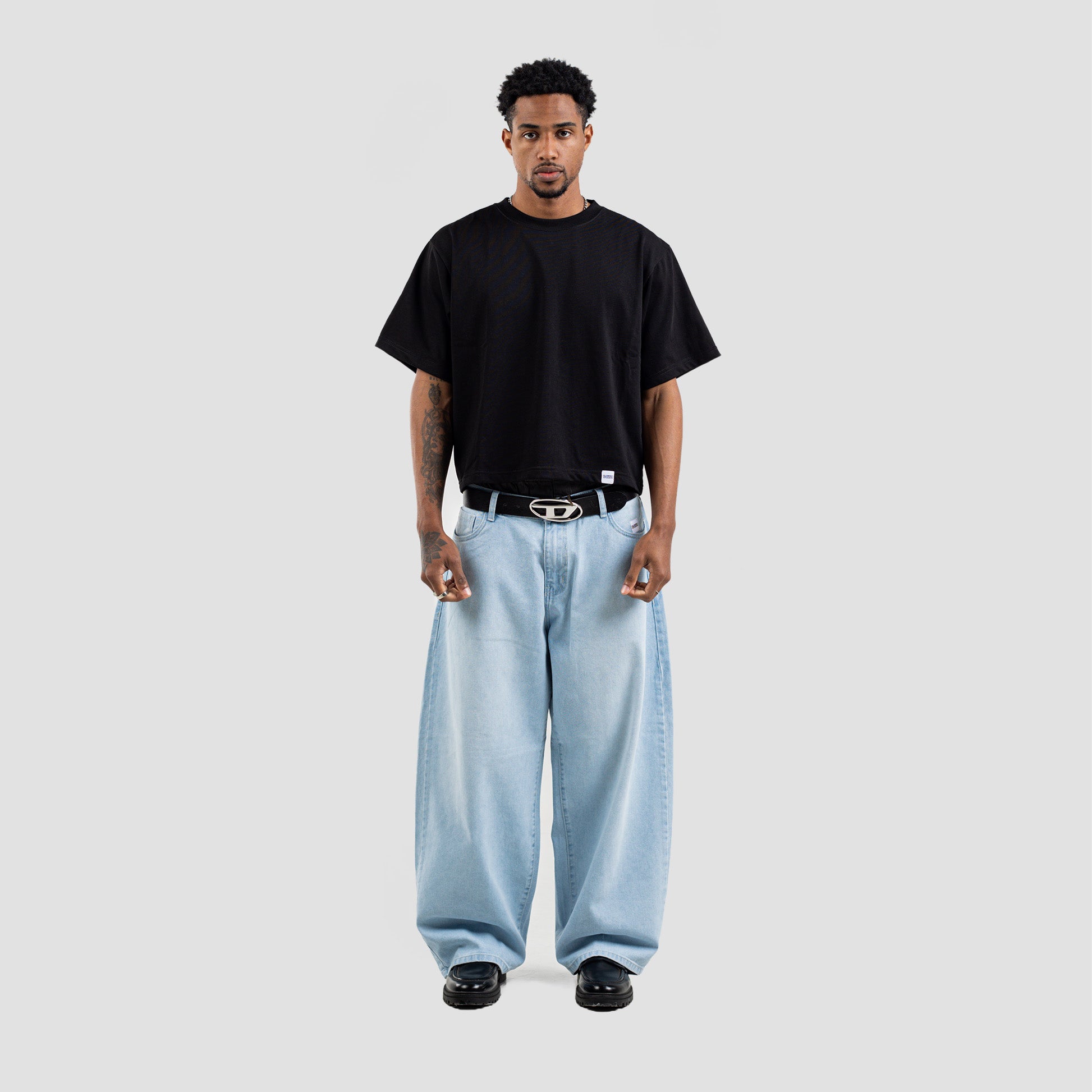 VACATION  SKY BAGGY JEAN