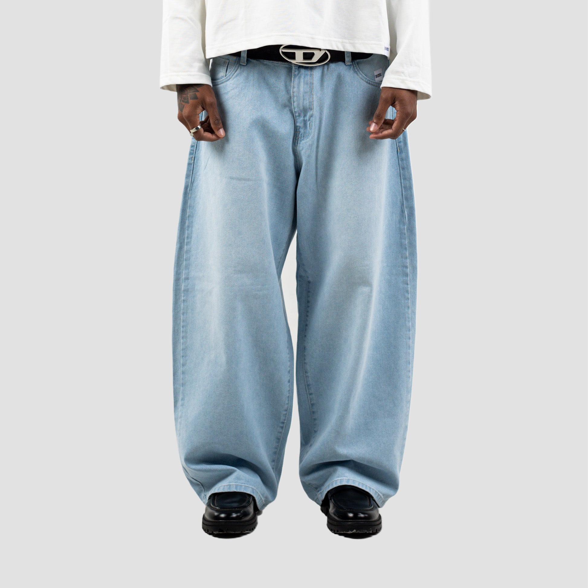 VACATION  SKY BAGGY JEAN