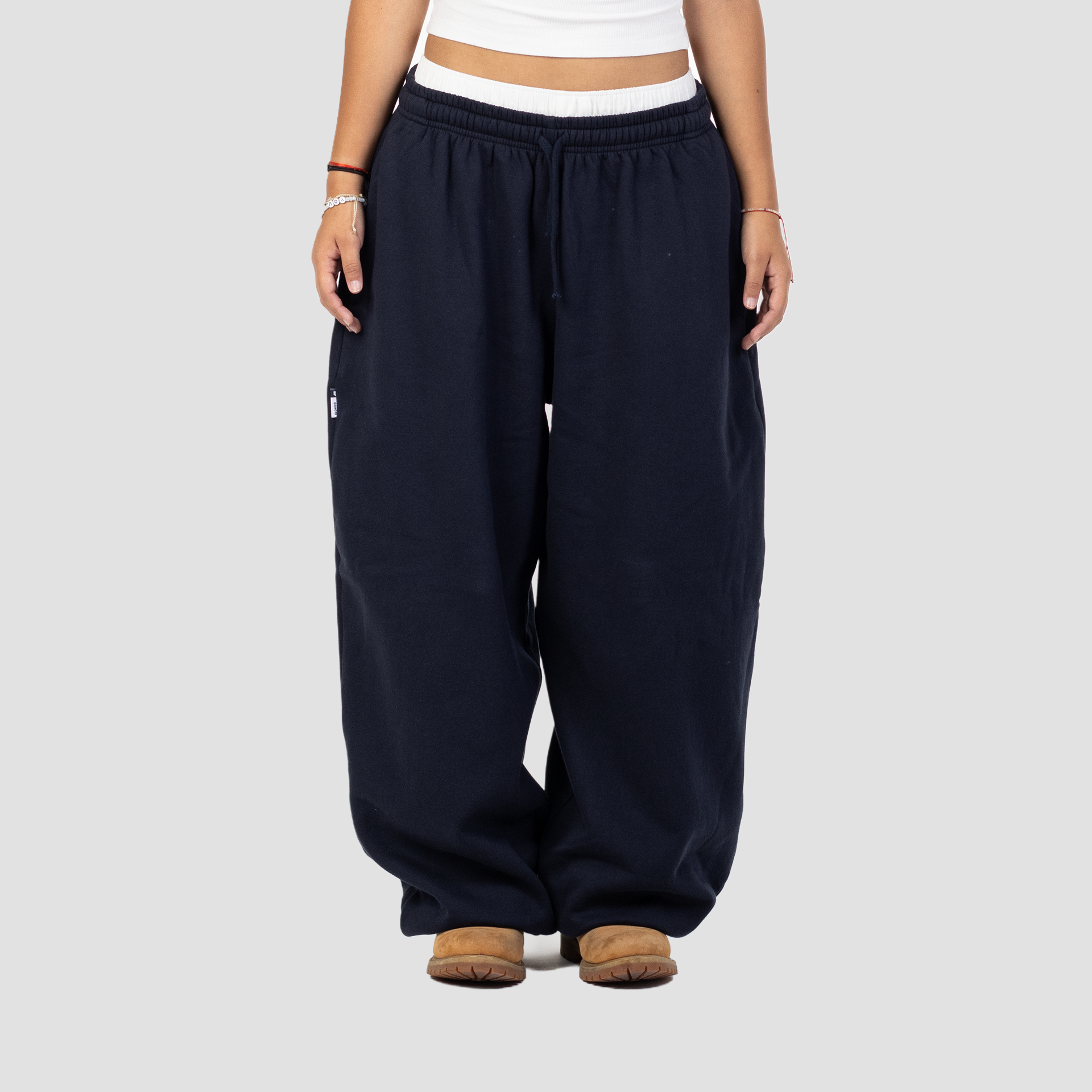 OCEAN PLAID SWEATPANTS