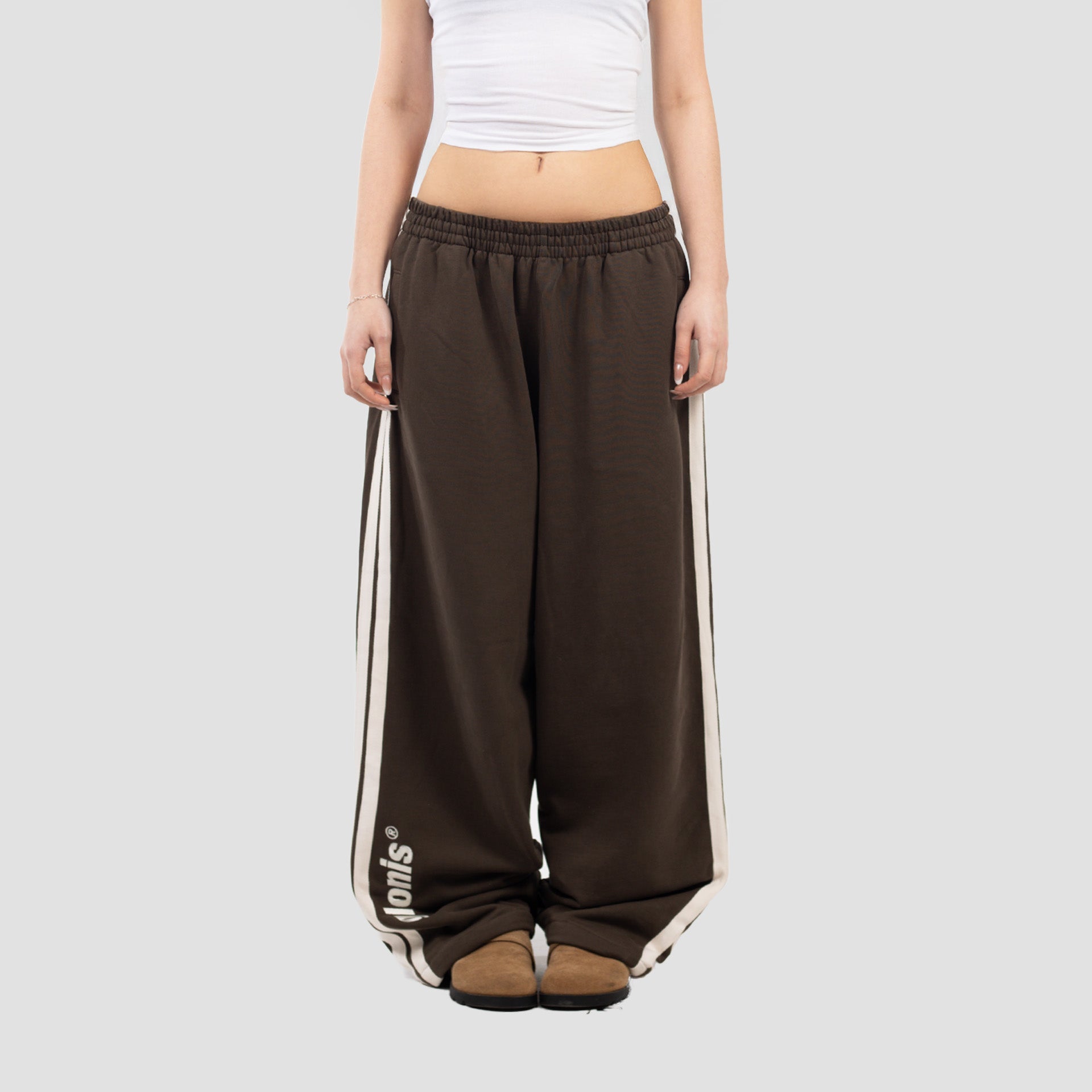 RUNAWAY BROWN SWEATPANTS