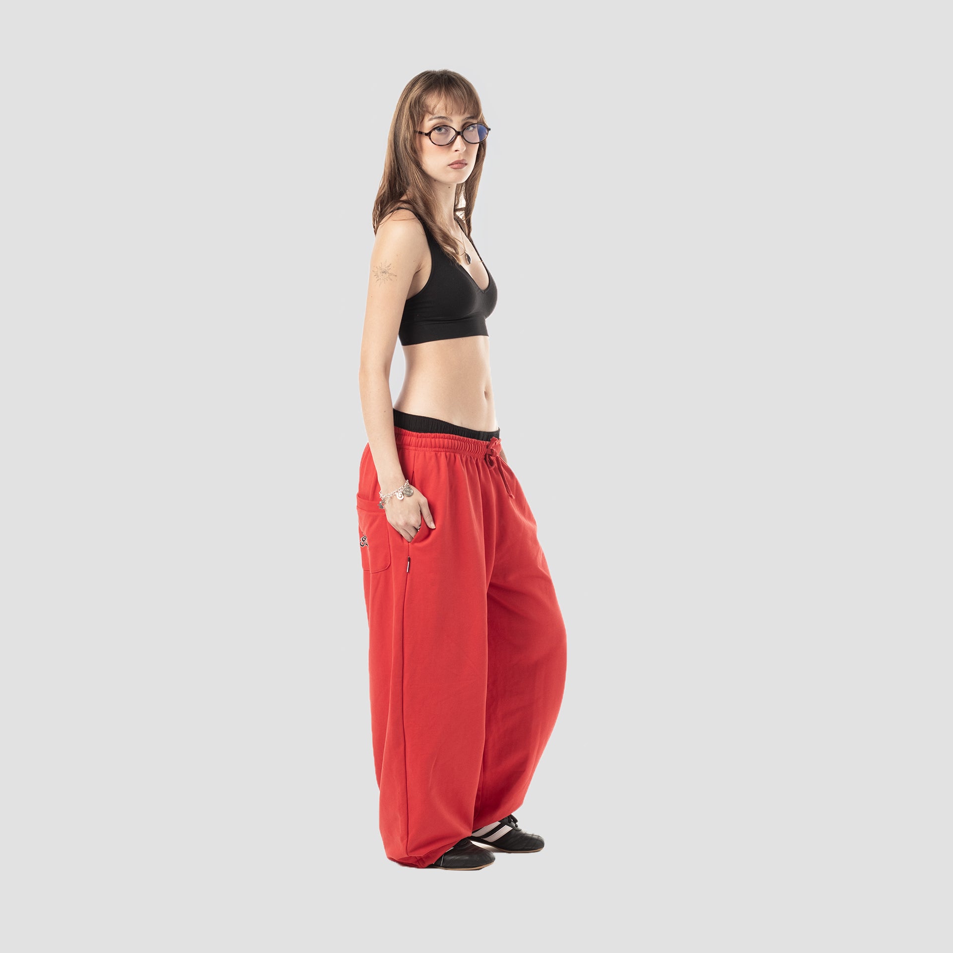 CHERRY SWEATPANTS