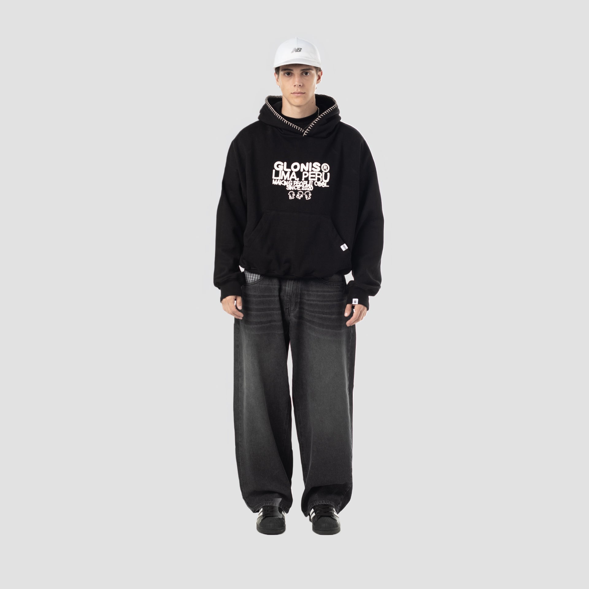 6 YEARS EDITION BLACK HOODIE